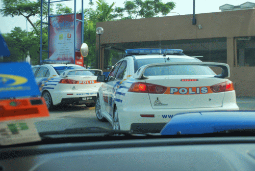 After breakfast. Scooby got police escorts. Felt like royalty!